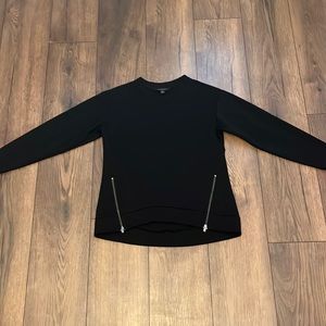 Banana Republic black crew neck sweater